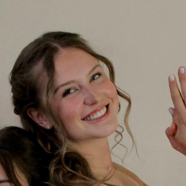 Babysitter in Prague: Lucie