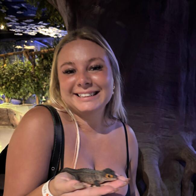 Babysitter in Ban Bang Sare: Baylee