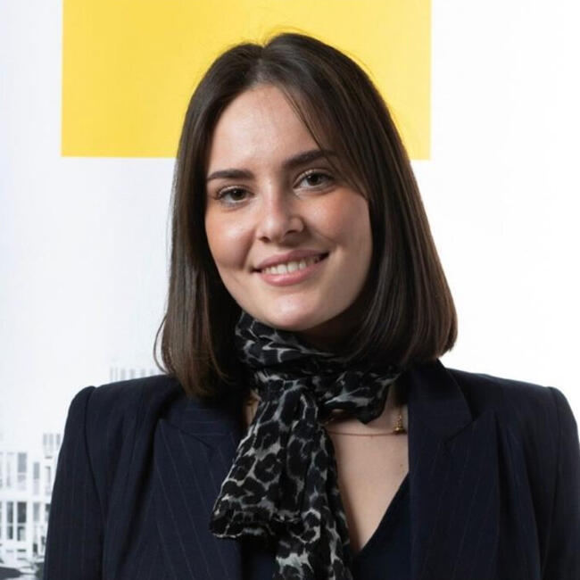 Babysitter in Rennes: Angele