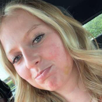 Babysitter in Saint Charles: Carmen