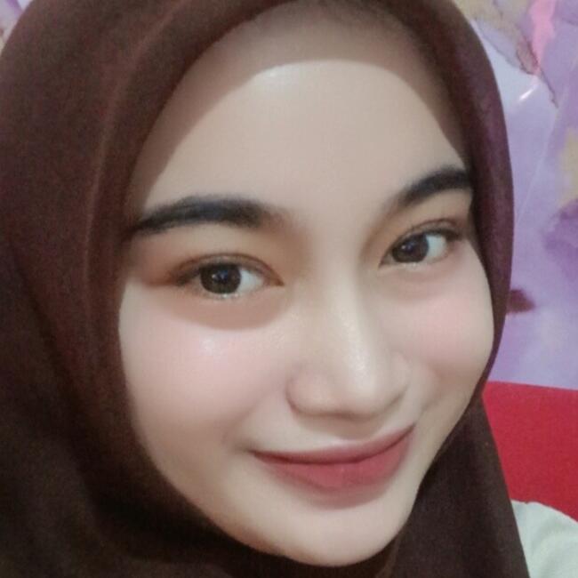 Babysitter in Bekasi: Dita