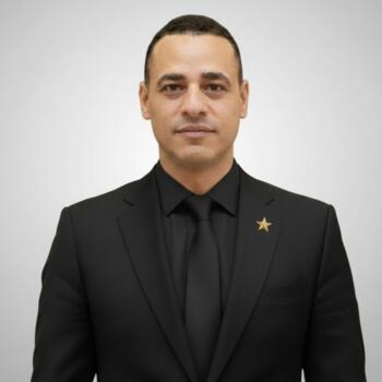 الوالدين دبي: Ahmed