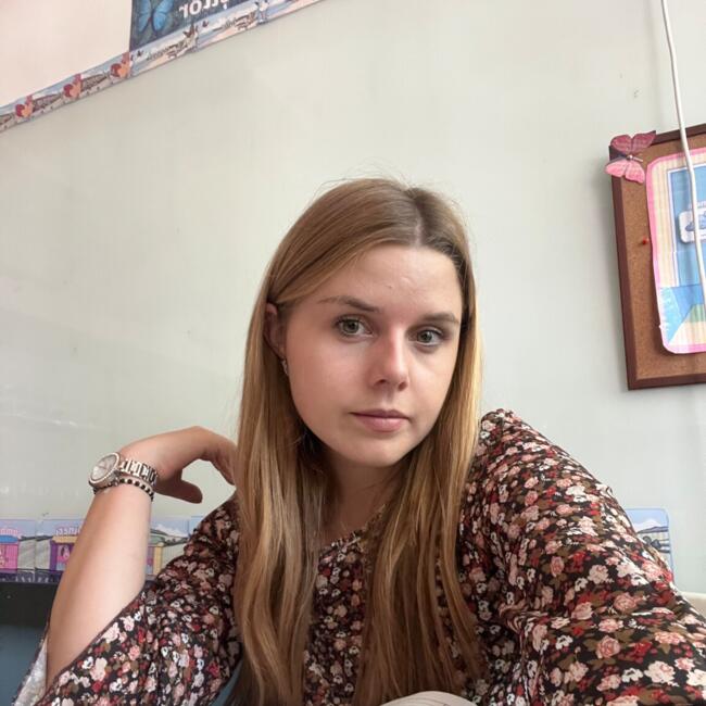 Bonă în București: Delia