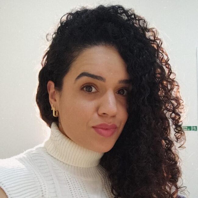 Babysitter in Jundiaí: Isa