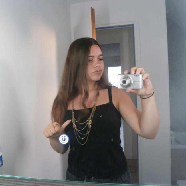 Babysitter in Carnac: Camille