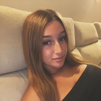 Babysitter in Albufeira: Iara