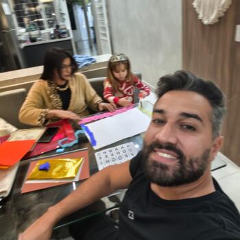 Babysitting job in Maringá: Guilherme
