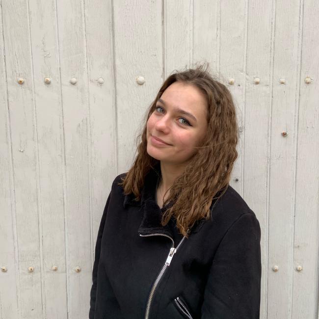 Babysitter in Reims: Émilie