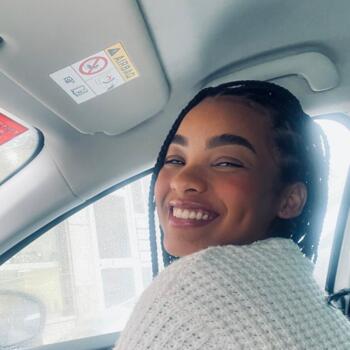 Babysitter Loures: Juliene