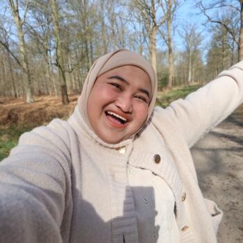 Oppas Leiderdorp: Adjeng