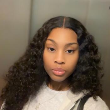 Babysitter in Courbevoie: Myriam