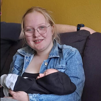 Oppas in Scherpenzeel: Leonieke