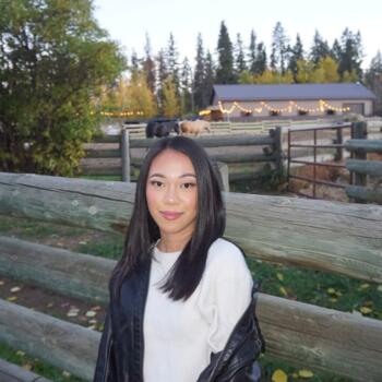 Babysitter in Red Deer: Alyanna