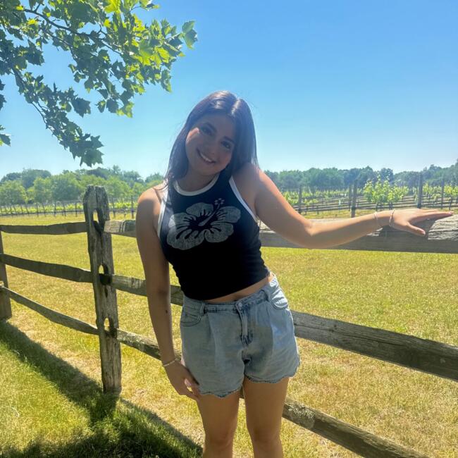 Babysitter in Williamsburg: Olivia
