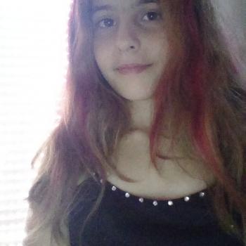 Babysitter Loulé: Laura