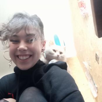Baby-sitter in Saint-Martin-d'Hères: Ayla