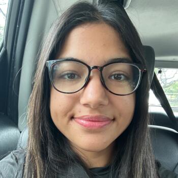 Babysitter in Singapore: Ayesha