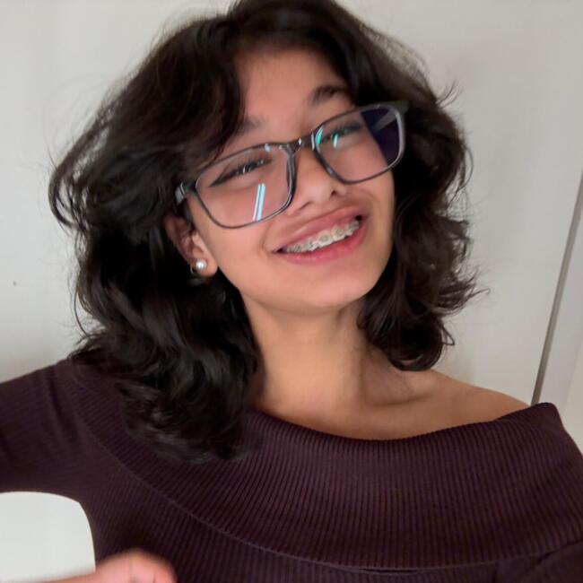 Babysitter in Mumbai: Harshita