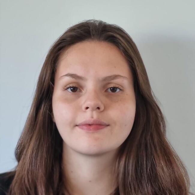 Babysitter in Lisbon: Nathália Barros