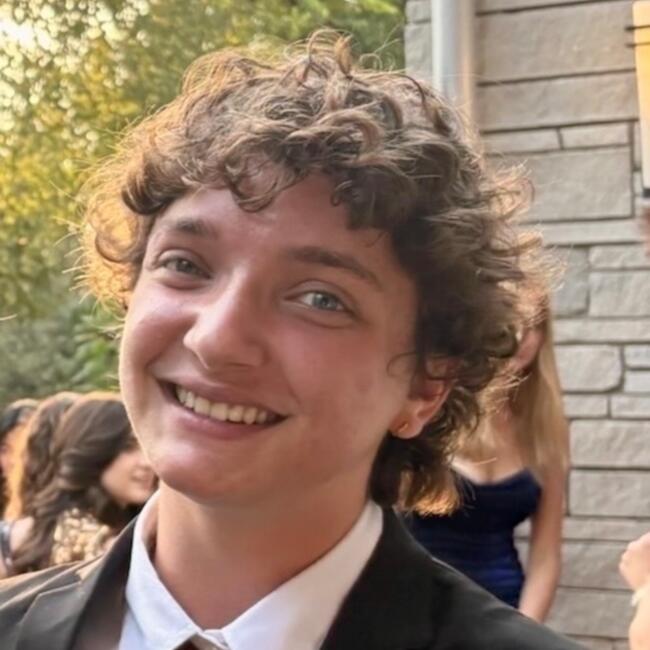 Babysitter in Austin: Jules