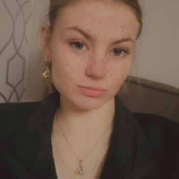 Babysitter in Shirehampton: Ellie