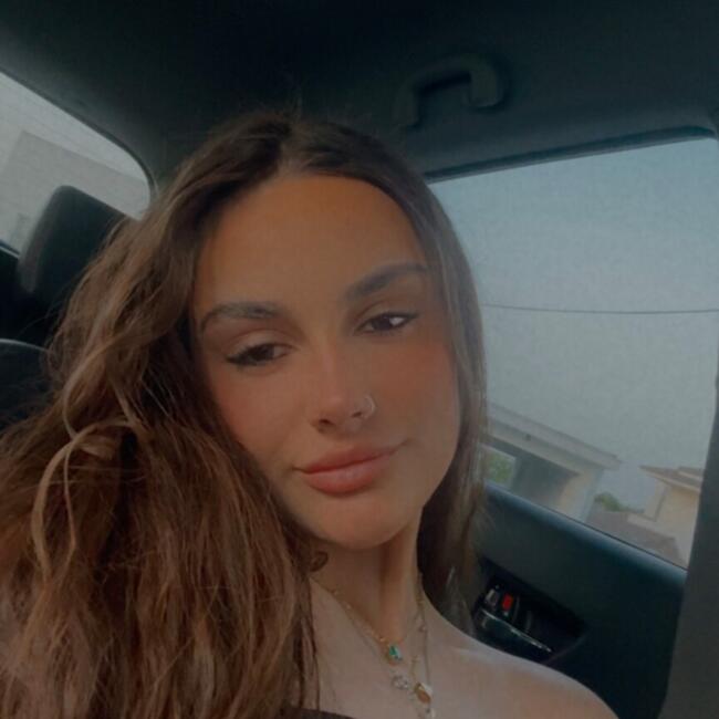 Babysitter in Aglantzia: Stephanie