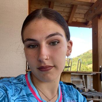 Babysitter in Le Thillot: Emma