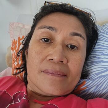 Kerja pengasuh di Johor Bahru: kerja pengasuh Hannah