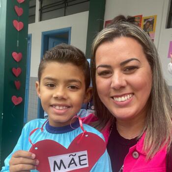 Emprego de babá em Londrina: emprego de babá Mirian