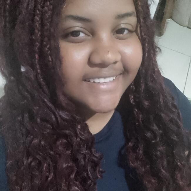 Babysitter in Uberlândia: Maria