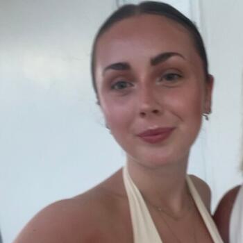 Babysitter in Greystones: Jenna