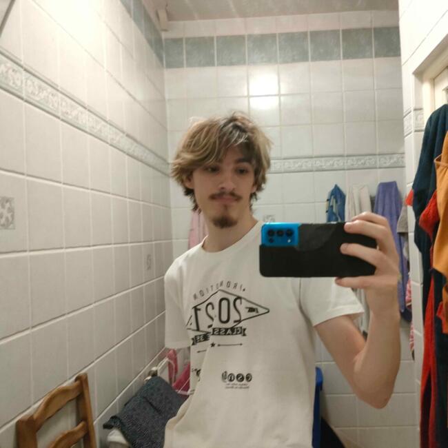 Babysitter in Lyon: Ethan