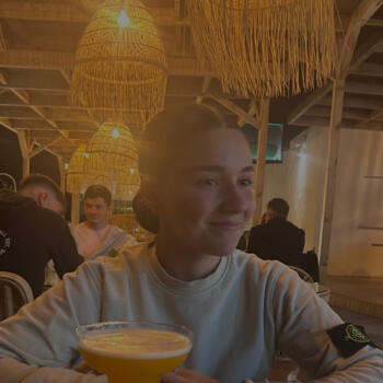 Babysitter in Ferrières-en-Brie: Alexia