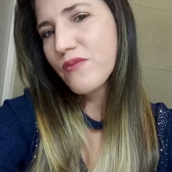 Babysitter Barreiro: Loreni de Oliveira