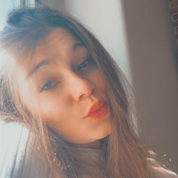 Babysitter in Tournai: Jeanne