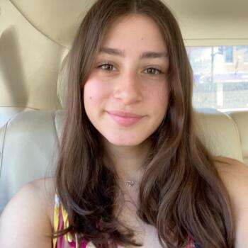 Babysitter in Chicago: Sofia