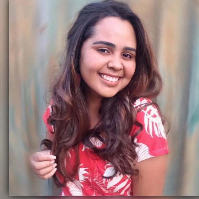 Babá em Brasília: Tainara