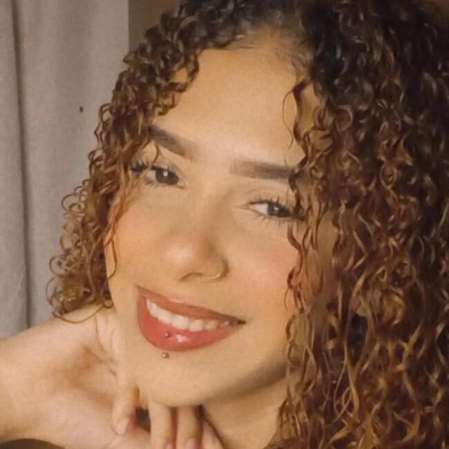 Babysitter in Petrolina: Kaylane