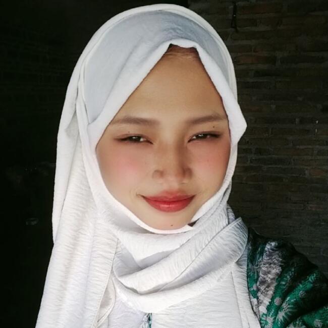 Babysitter in Depok: April