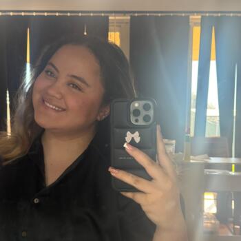 Babysitter Adelaide: Kahlani