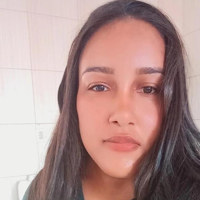 Babysitter in Itapissuma: Dinaiana