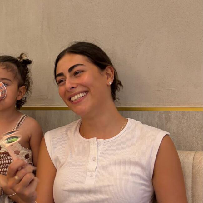 Babysitter in Niẕẕan: אריאל
