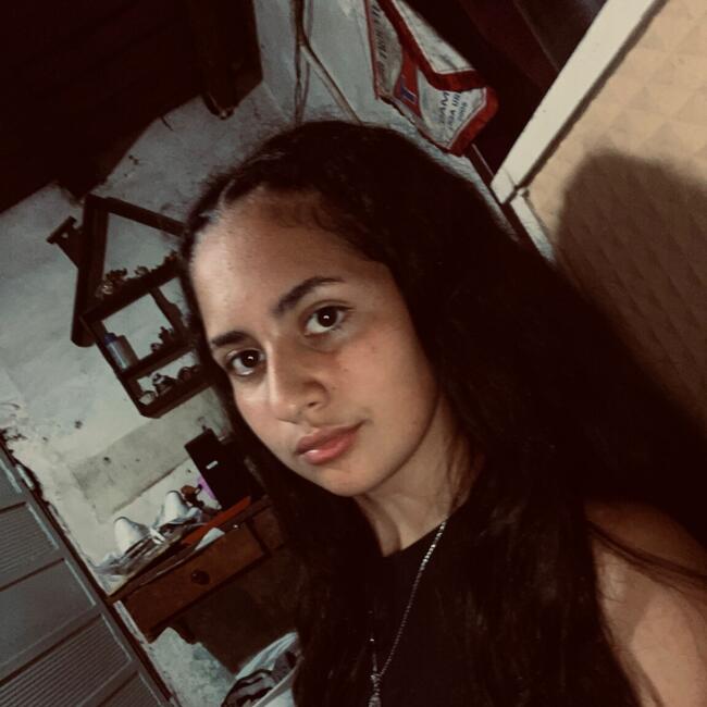 Babysitter in Montevideo: Naomi