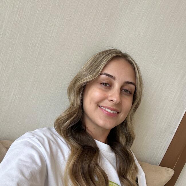 Babysitter in Sydney: Maddison