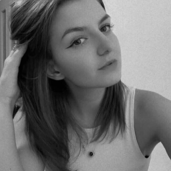 Babysitter in Hodslavice: Alena