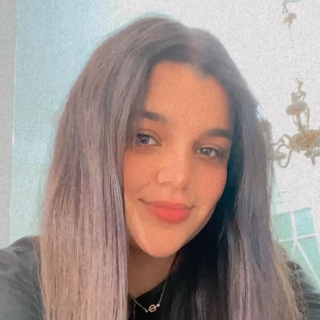 Babysitter in Agía Paraskeví (Αττική): Mariam