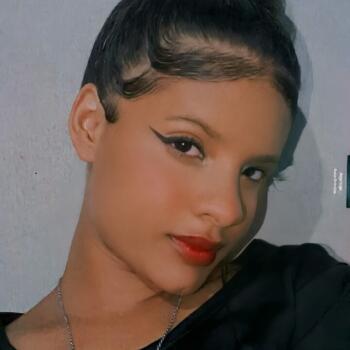 Babá em Recife: Thaina