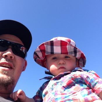 Genitore Taupo: lavoro per babysitter Carl and Sarah