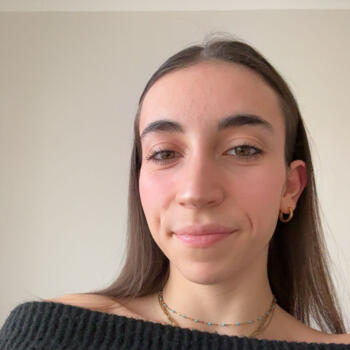 Babysitter in Lyon: Salomé