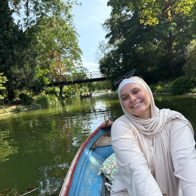 Nounou à Asnières-sur-Seine: Assia